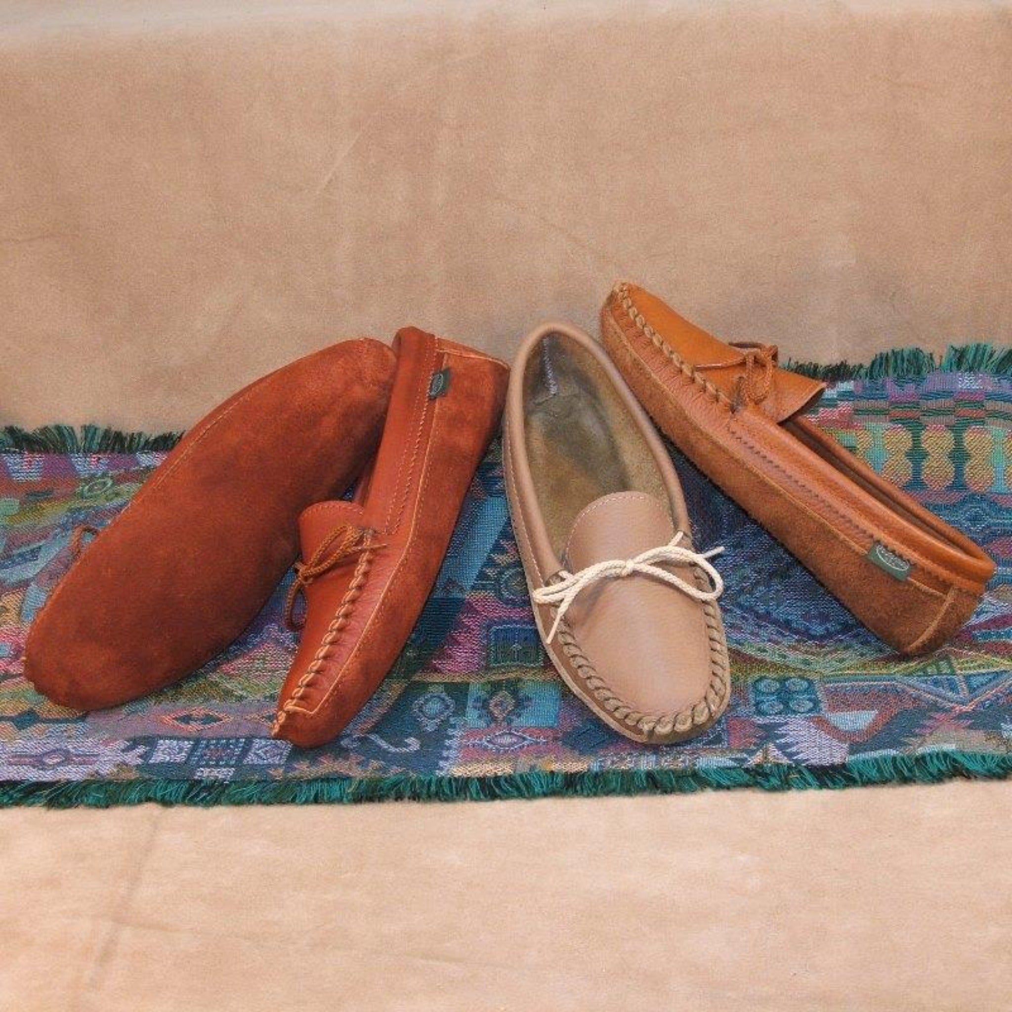 Men's Canoe Sole Cowhide Moccasins